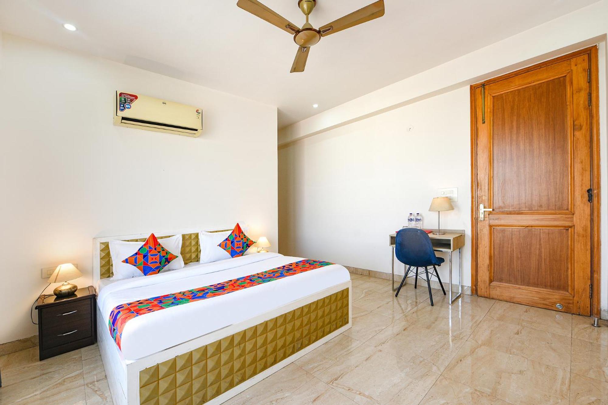 Fabhotel Ar Suites Gurgáon Kültér fotó