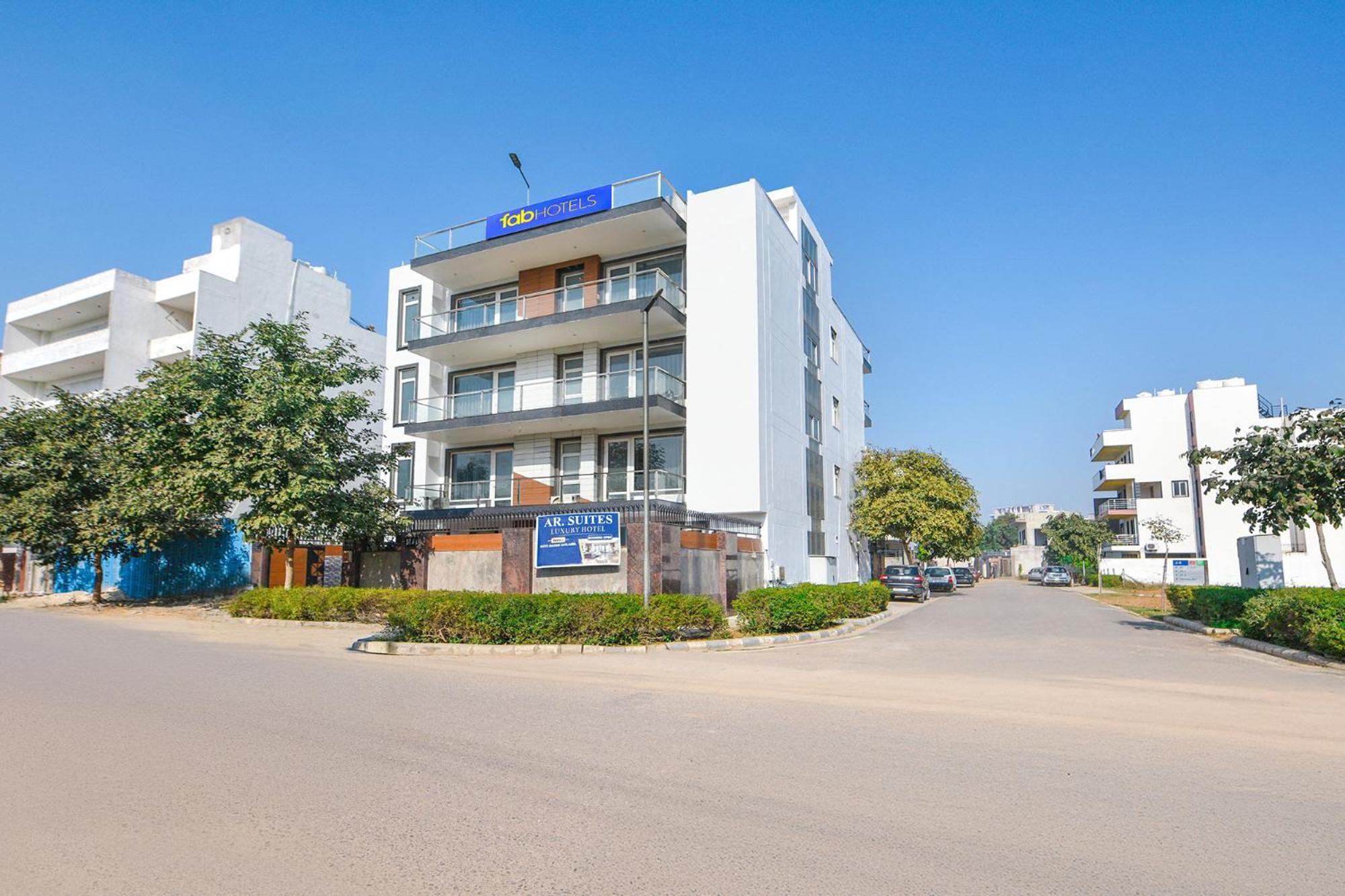 Fabhotel Ar Suites Gurgáon Kültér fotó
