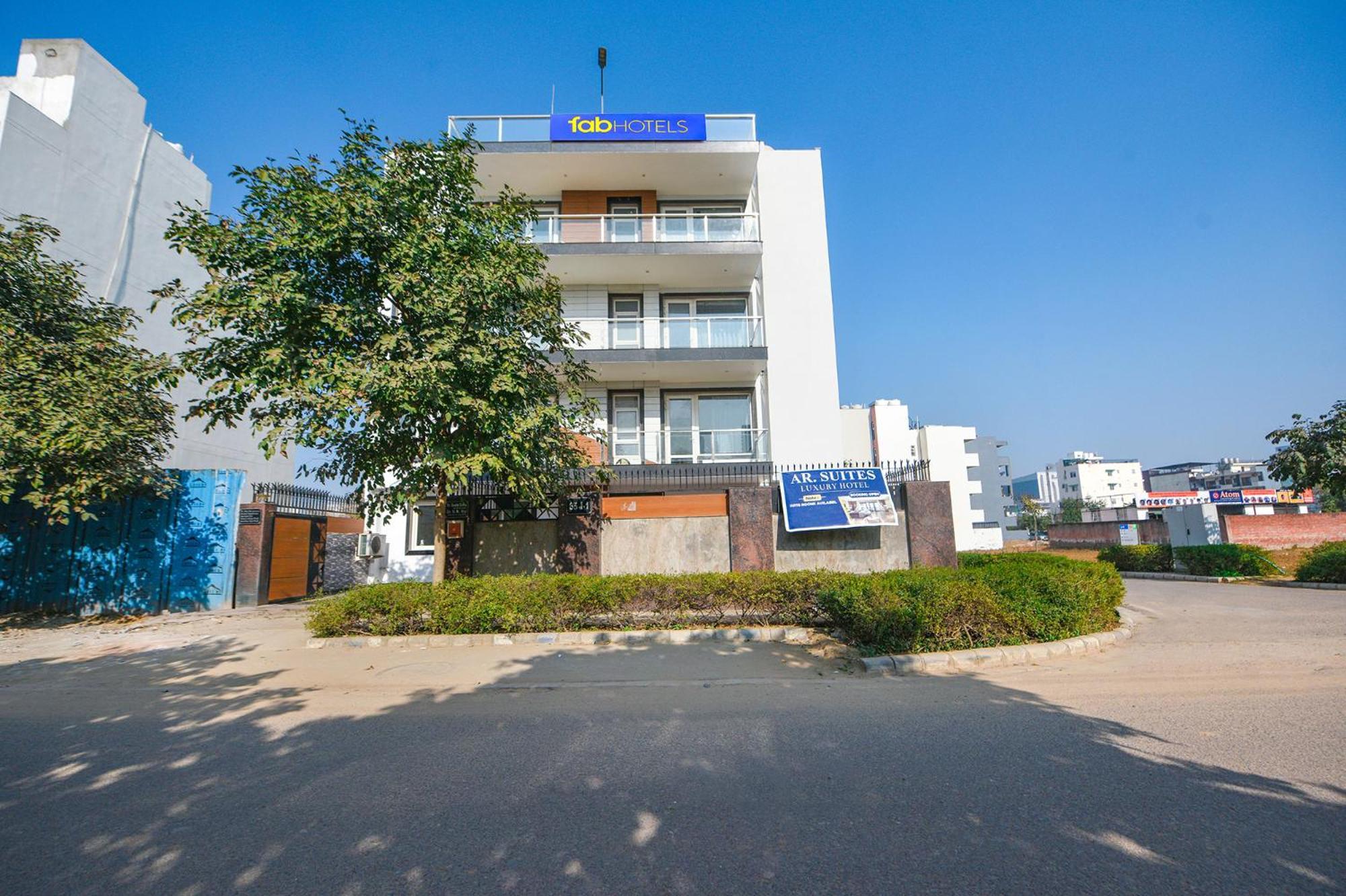 Fabhotel Ar Suites Gurgáon Kültér fotó