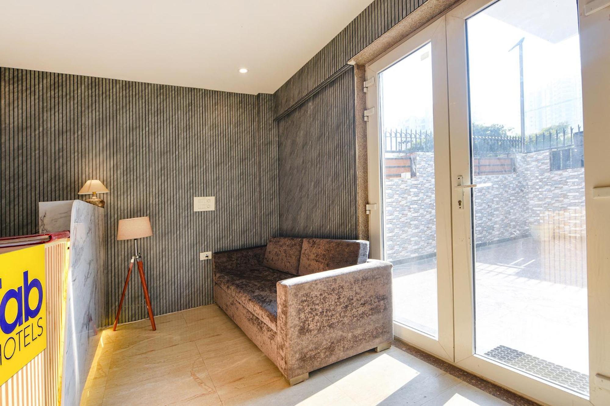 Fabhotel Ar Suites Gurgáon Kültér fotó