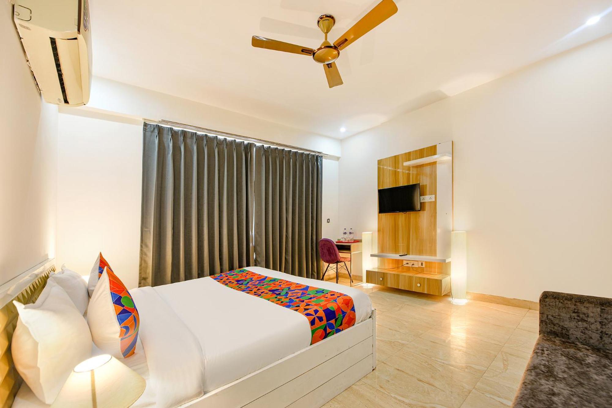 Fabhotel Ar Suites Gurgáon Kültér fotó